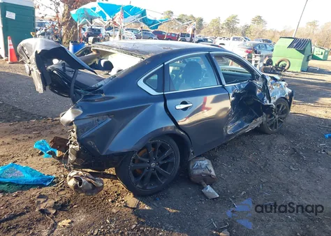 2017 Nissan Altima 2.5 S z USA, uszkodzony, nr VIN 1N4AL3AP1HC280990